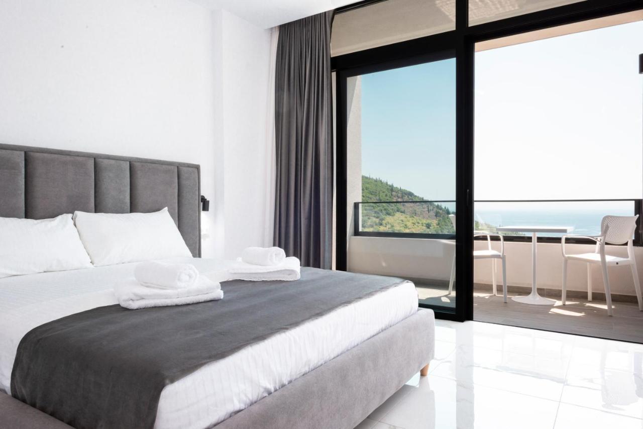 Hotel Wait 'n Sea Himarë
